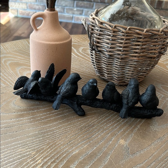 NEW!Romantic Gothic Shabby Chic Black Song Bird Family on Branch Tabletop Statue - Picture 6 of 8